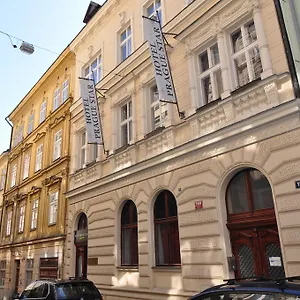 Hotell Star, Prag